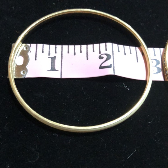 Closet Clear Out 🔥🔥🔥 3 Beautiful Bangles - Picture 5 of 10